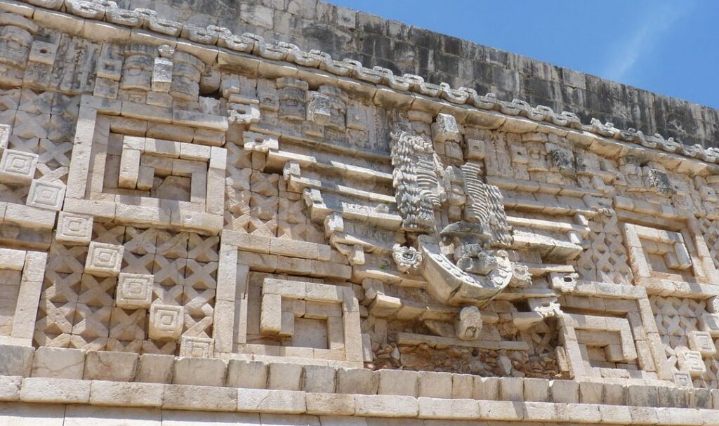 Arquitectura Maya en templos y piramides