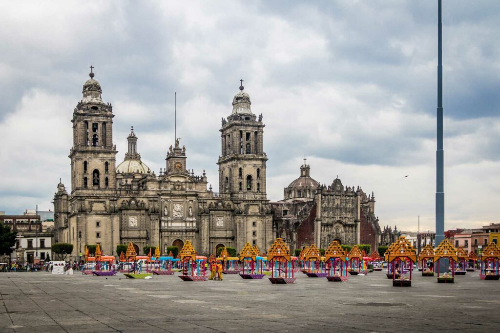 Zocalo con estilo gótico
